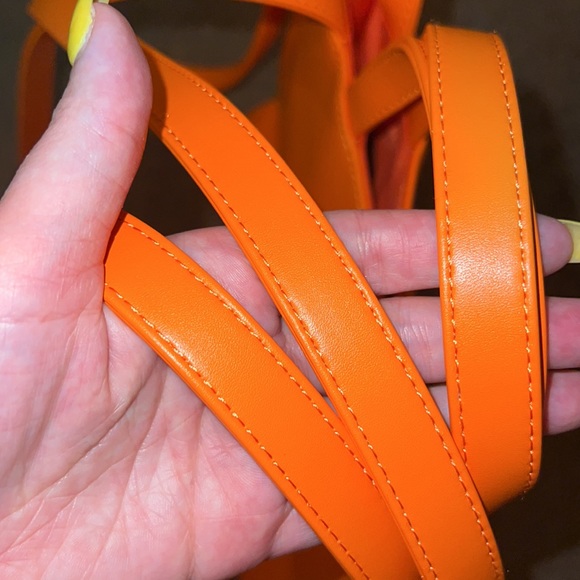 Worn once still in new condition - Picture 4 of 5